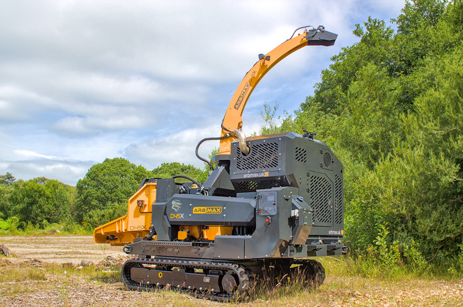 ARBMAX D35 hakselaar op rupsen