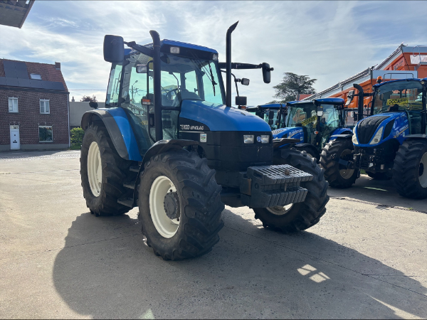 New Holland  TS100