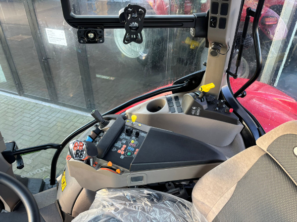 Case Maxxum 150 CVX Drive